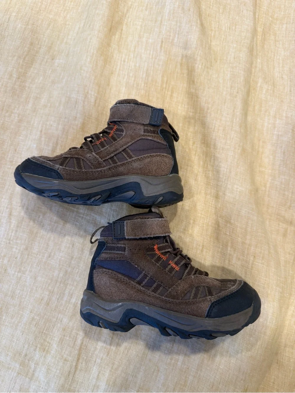 Northside Kids Brown and Black Outdoor Boots